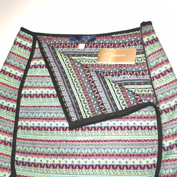 NWT Blue Rain Aztec patterned skirt ▪️sz M - Picture 5 of 8